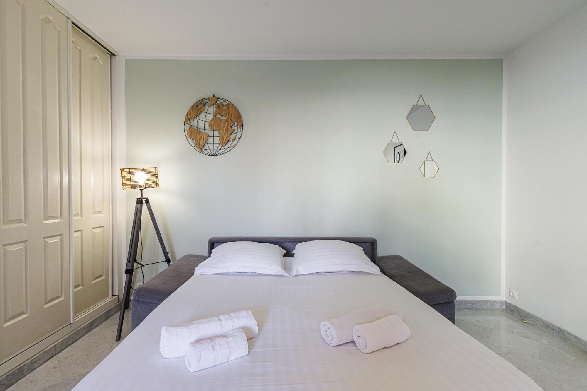 Le Victoria, Elegant T2 Au Bord Des Plages, Piscine, Sauna Menton Exterior foto